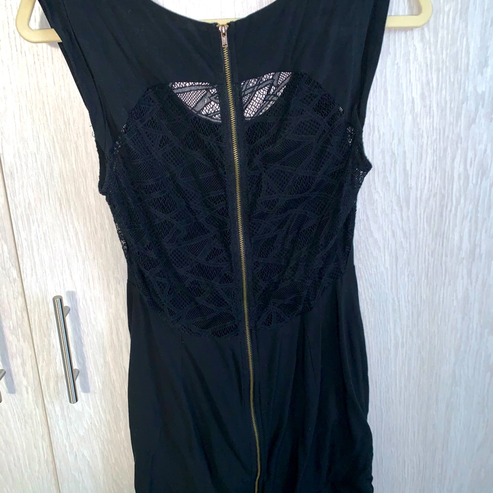 ZIPPER LACE BACK LBD